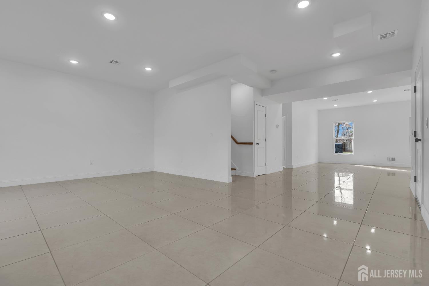 86 Fernwood Drive Piscataway NJ 08854