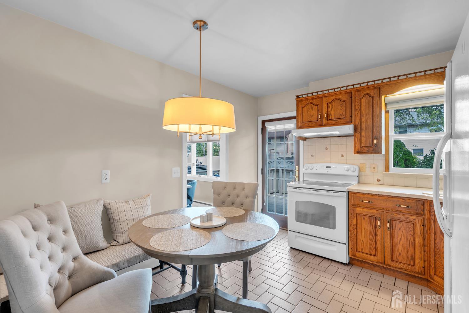 104 Tracy Drive Fords NJ 08863
