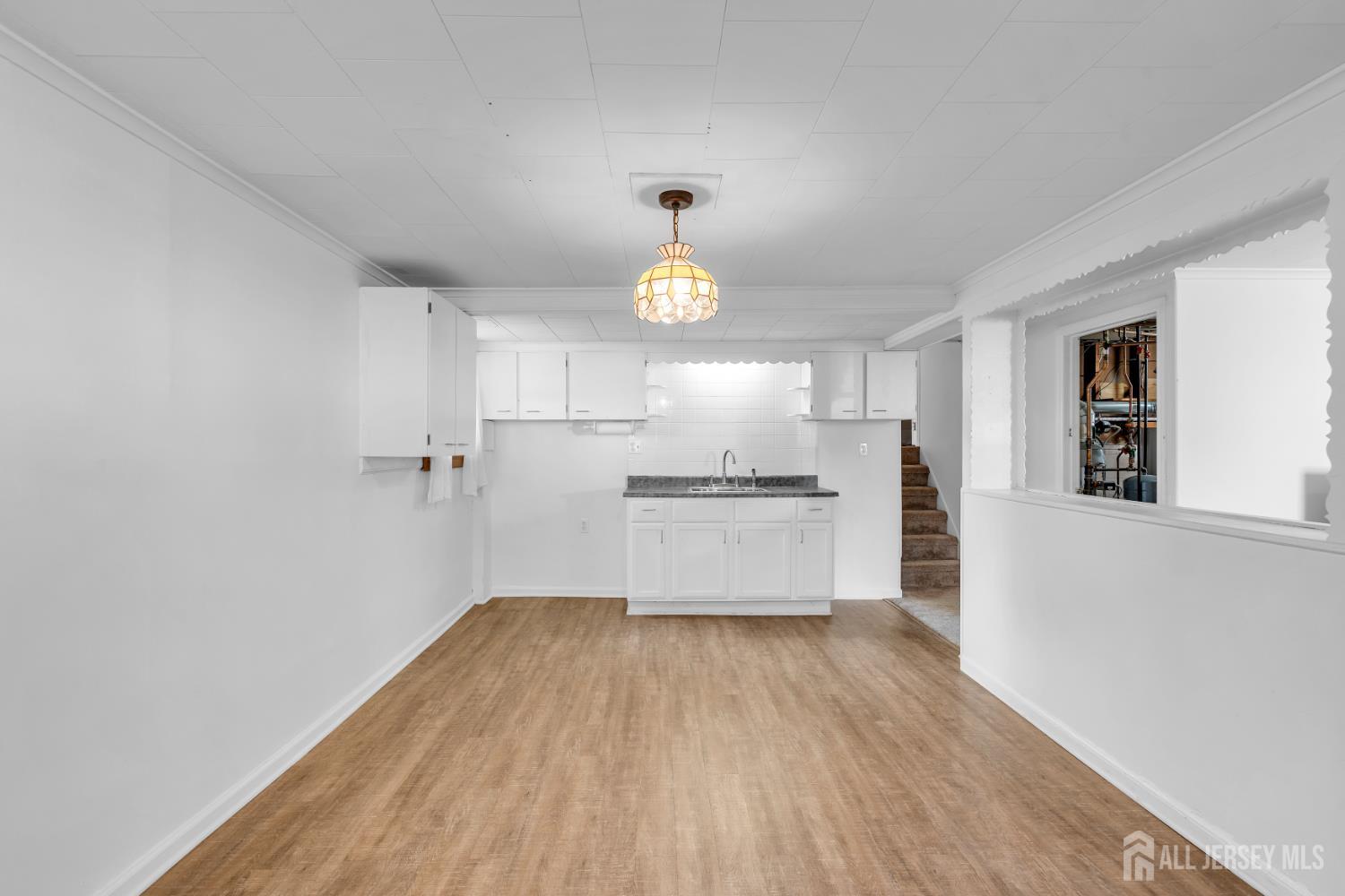 104 Tracy Drive Fords NJ 08863