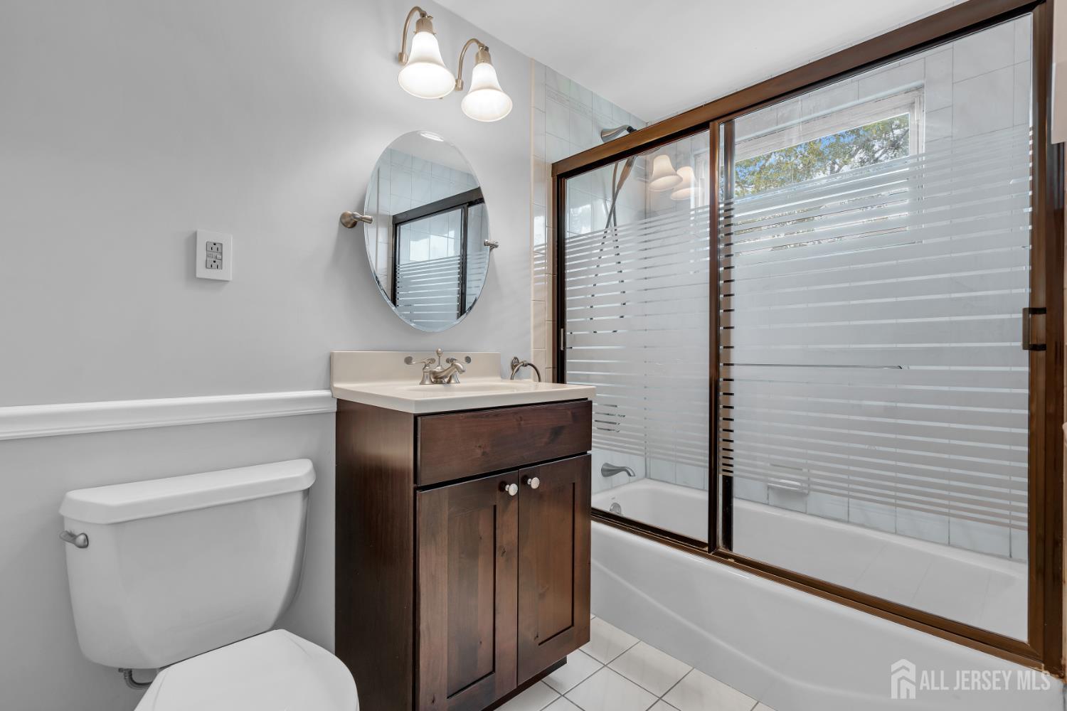 104 Tracy Drive Fords NJ 08863