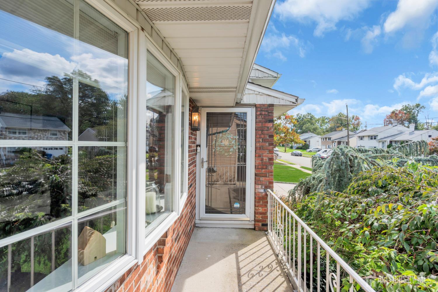 104 Tracy Drive Fords NJ 08863