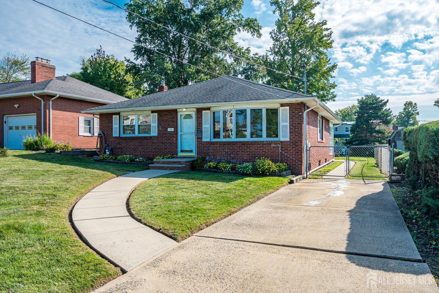 736 Harrell Avenue Woodbridge Proper NJ 07095