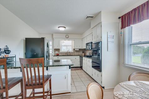 736 Harrell Avenue Woodbridge Proper NJ 07095