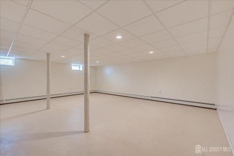 736 Harrell Avenue Woodbridge Proper NJ 07095