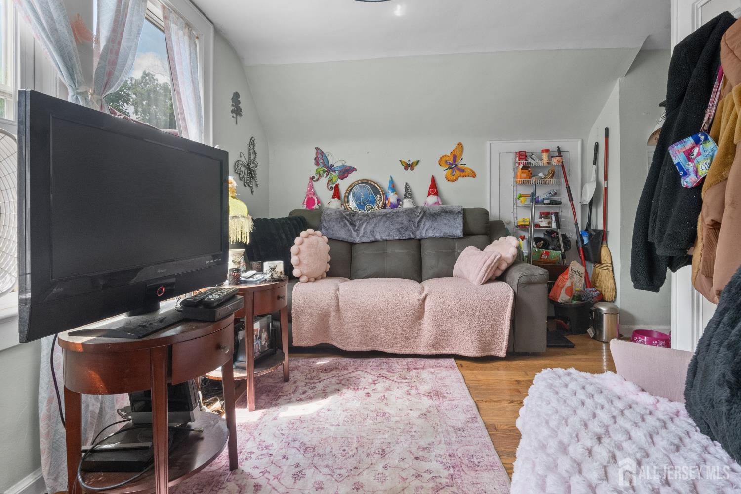 192-194 Deans Lane South Brunswick NJ 08852