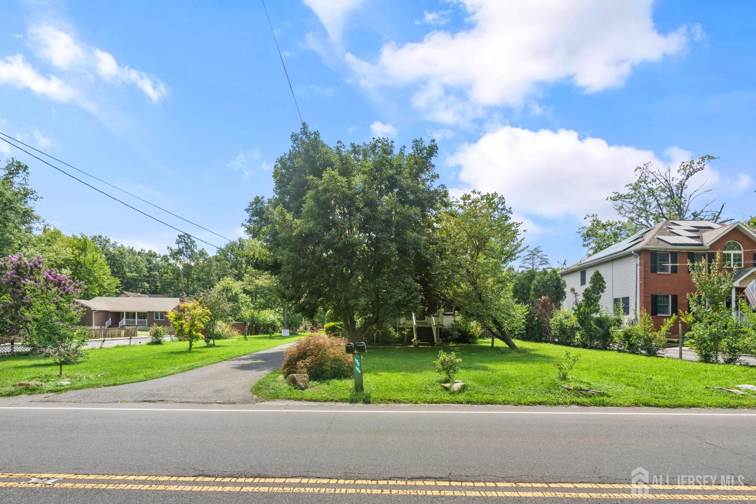 192-194 Deans Lane South Brunswick NJ 08852
