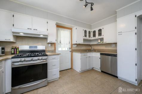 49 Colonial Drive Clark NJ 07066