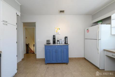 49 Colonial Drive Clark NJ 07066