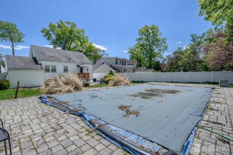 49 Colonial Drive Clark NJ 07066