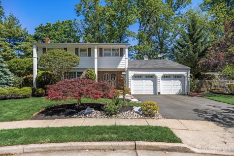 54 Eileen Way Edison NJ 08837