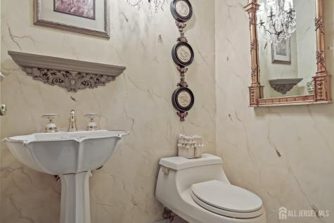 54 Eileen Way Edison NJ 08837