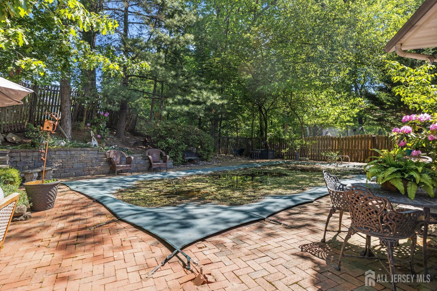 54 Eileen Way Edison NJ 08837
