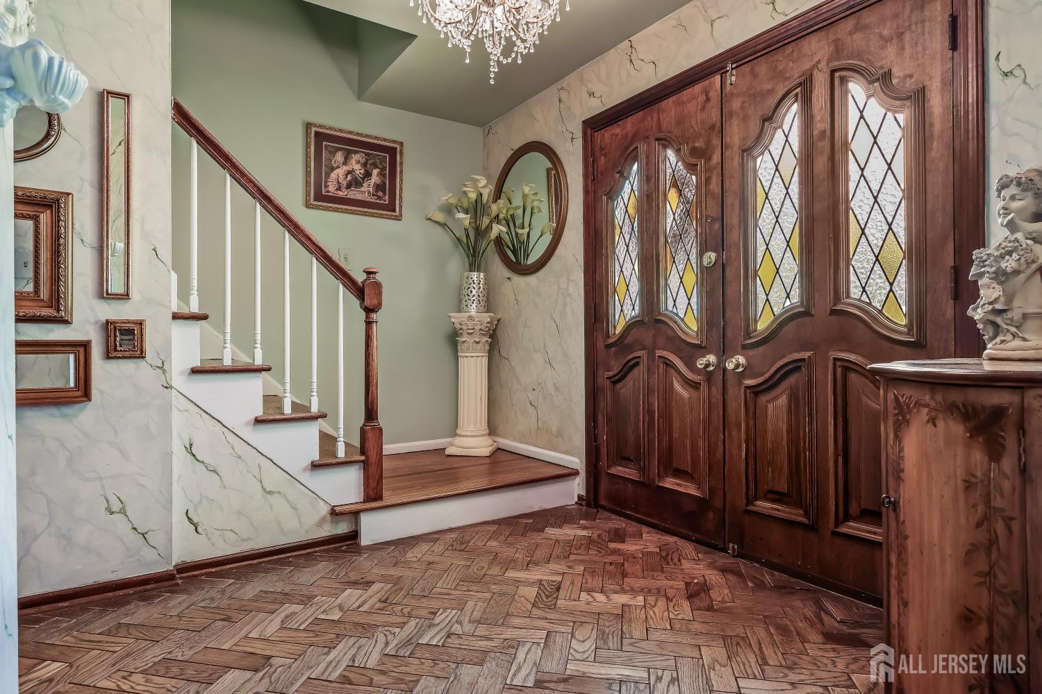 54 Eileen Way Edison NJ 08837
