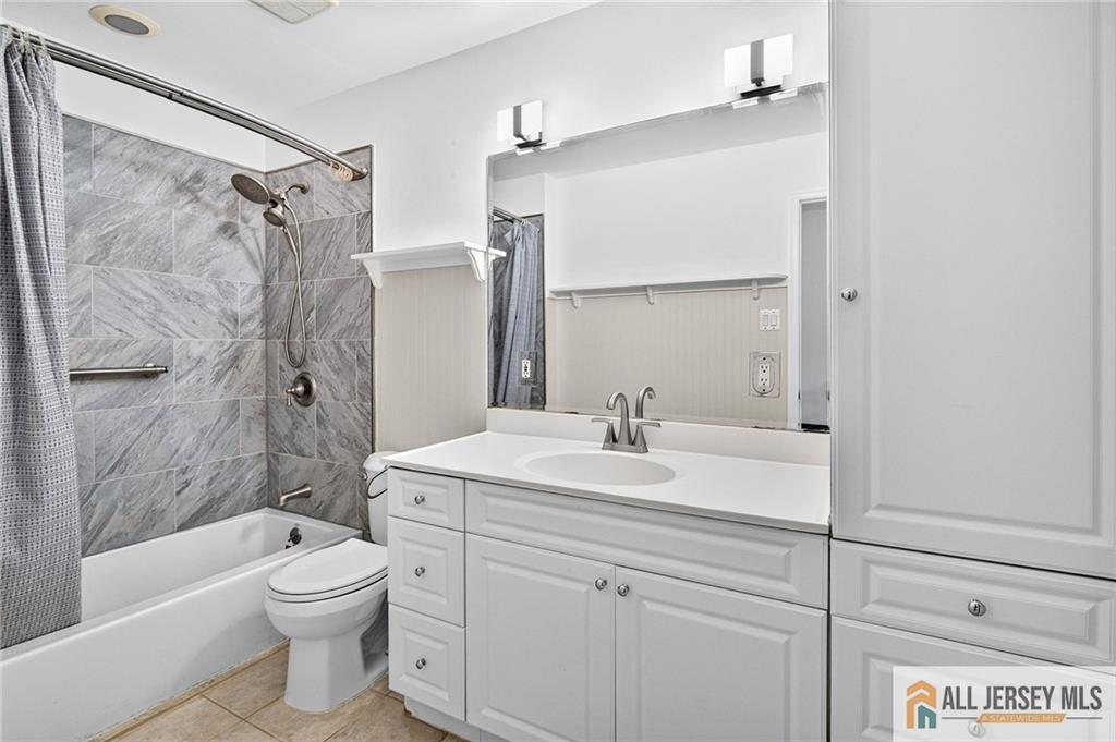 4 Quincy Circle South Brunswick NJ 08810