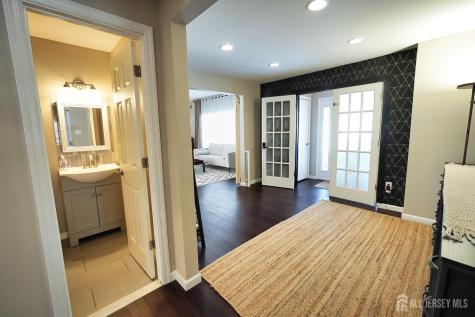 28 Duchess Avenue Middletown NJ 07748