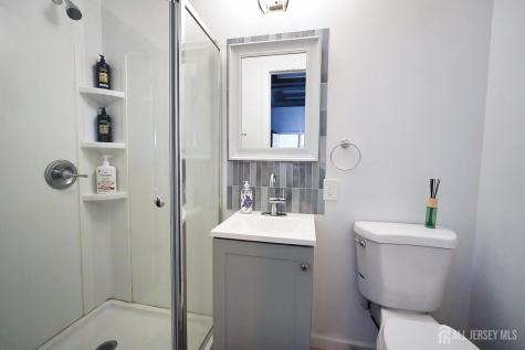 28 Duchess Avenue Middletown NJ 07748