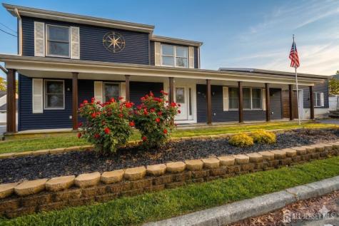 28 Duchess Avenue Middletown NJ 07748