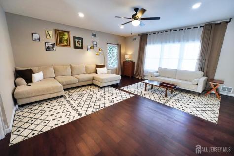 28 Duchess Avenue Middletown NJ 07748