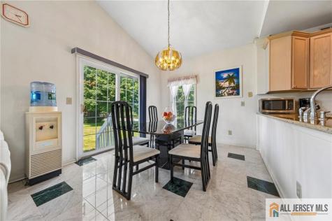 2 Chamberlin Court Cranbury NJ 08512
