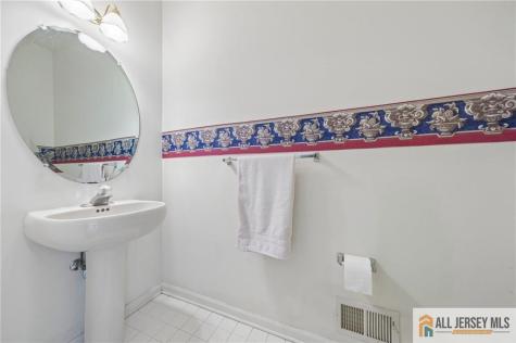 2 Chamberlin Court Cranbury NJ 08512