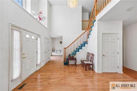 2 Chamberlin Court Cranbury NJ 08512