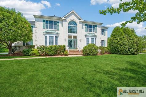 2 Chamberlin Court Cranbury NJ 08512
