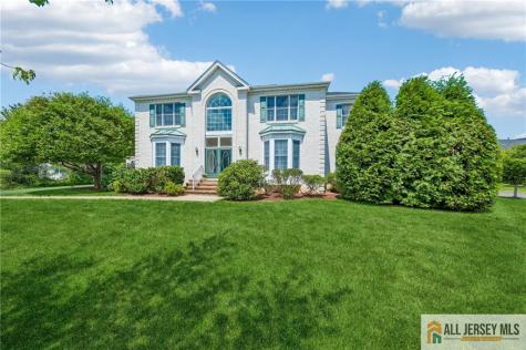 2 Chamberlin Court Cranbury NJ 08512