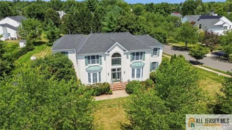 2 Chamberlin Court Cranbury NJ 08512