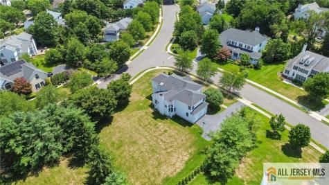 2 Chamberlin Court Cranbury NJ 08512