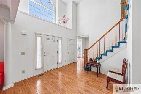 2 Chamberlin Court Cranbury NJ 08512