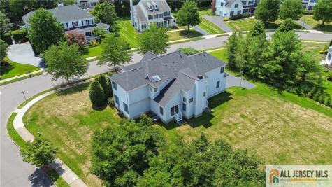 2 Chamberlin Court Cranbury NJ 08512