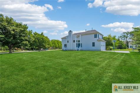 2 Chamberlin Court Cranbury NJ 08512