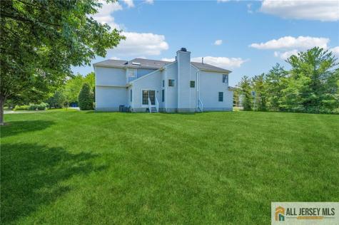 2 Chamberlin Court Cranbury NJ 08512