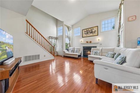 2 Chamberlin Court Cranbury NJ 08512