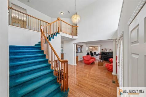 2 Chamberlin Court Cranbury NJ 08512