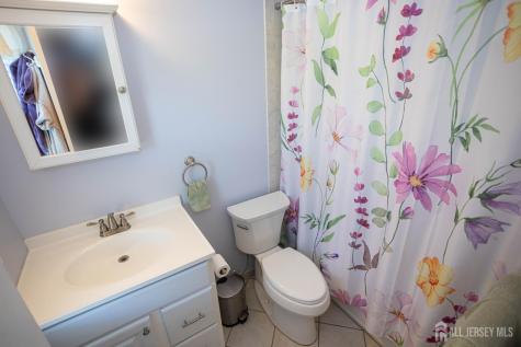 18 Pero Court Sayreville NJ 08872