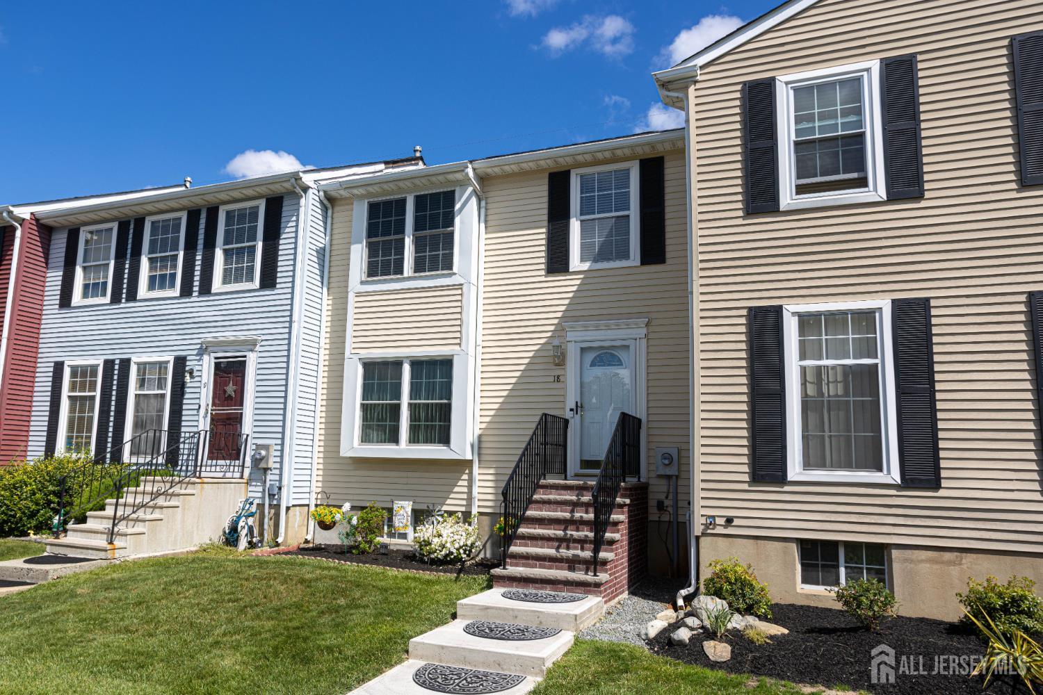 18 Pero Court Sayreville NJ 08872