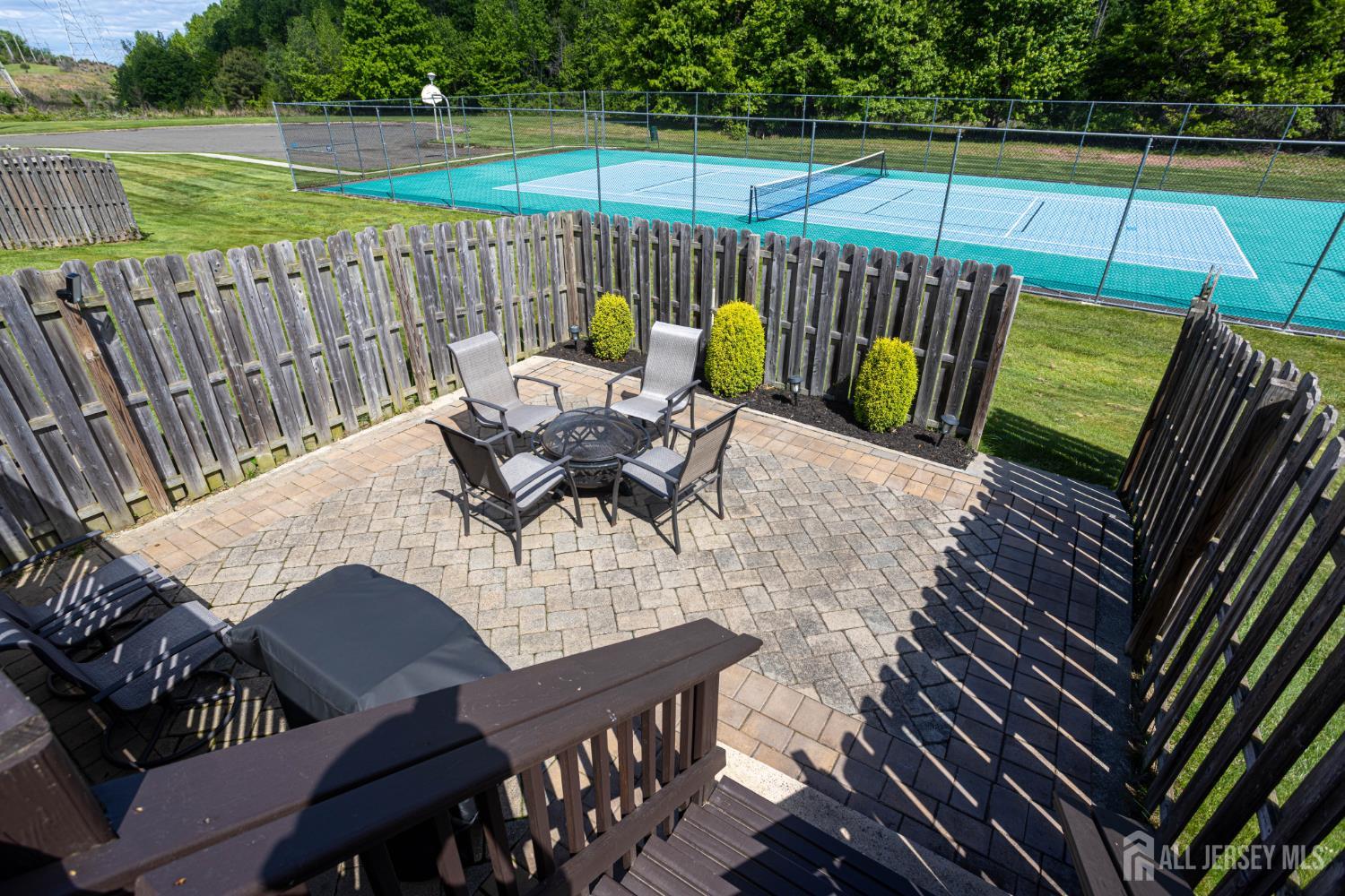 18 Pero Court Sayreville NJ 08872