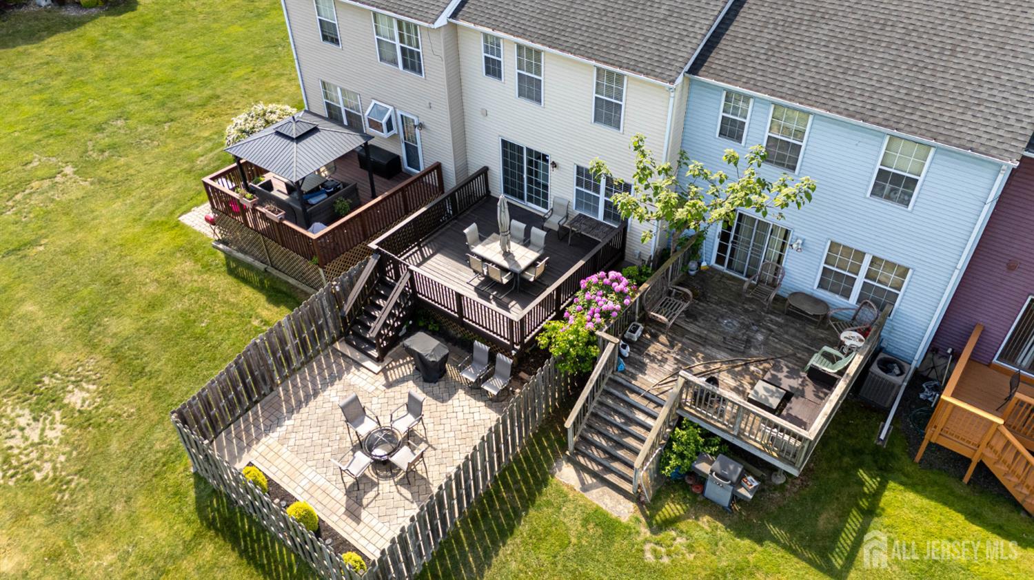 18 Pero Court Sayreville NJ 08872