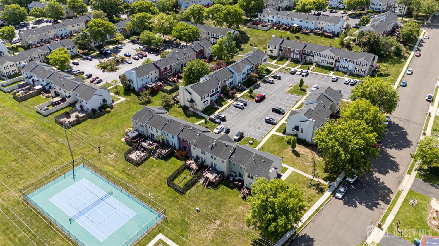 18 Pero Court Sayreville NJ 08872