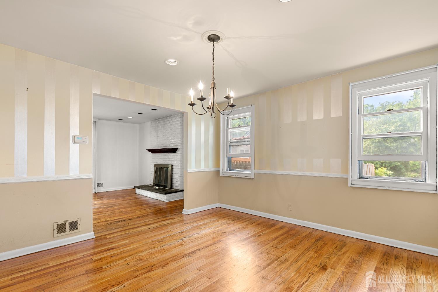 29 Devonshire Terrace West Orange NJ 07052