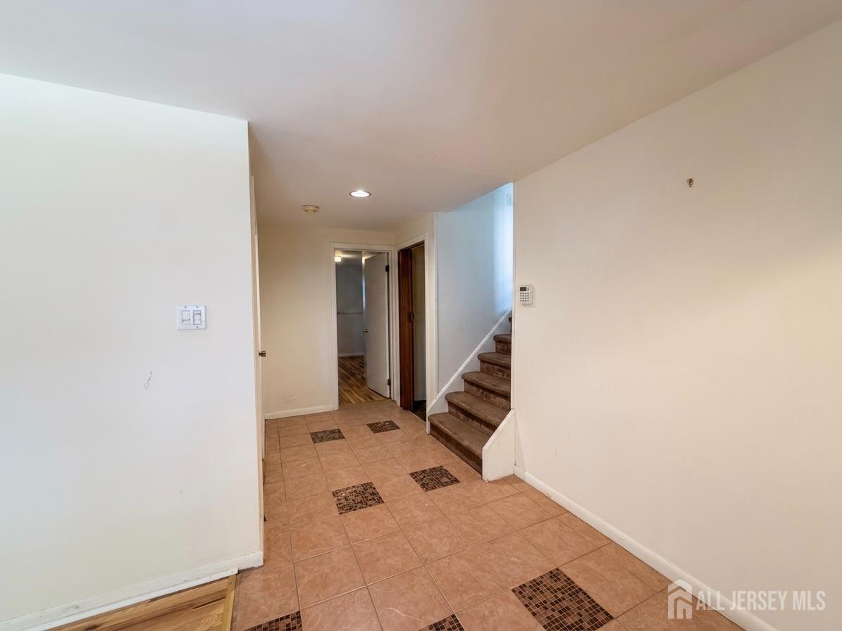 29 Devonshire Terrace West Orange NJ 07052