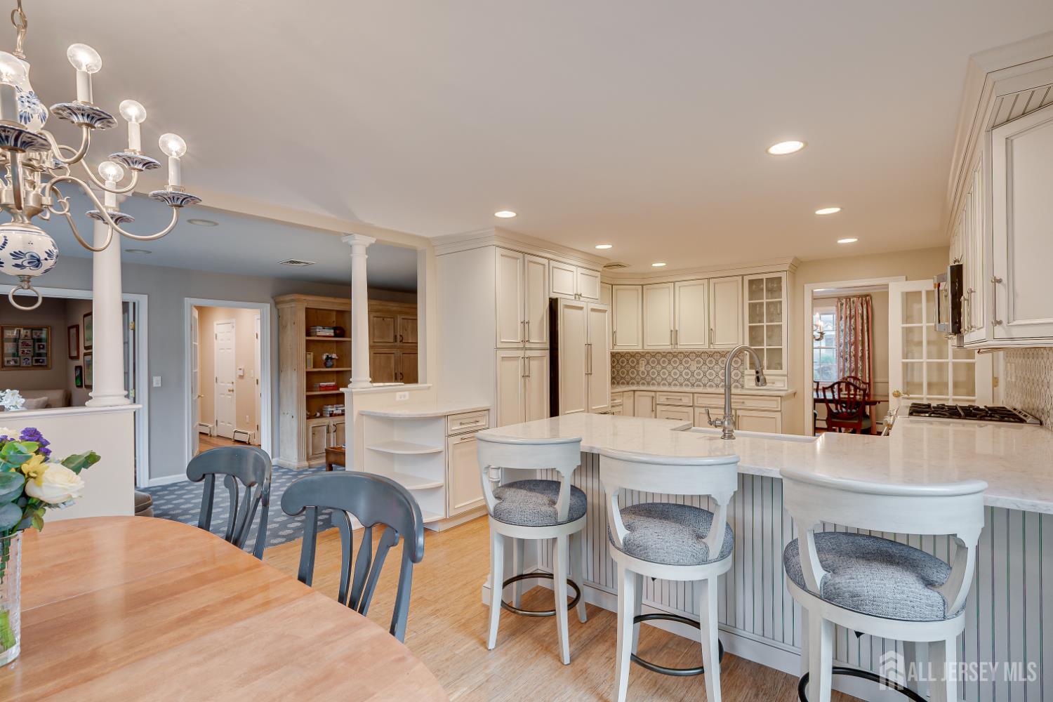 11 Cape Court Metuchen NJ 08840