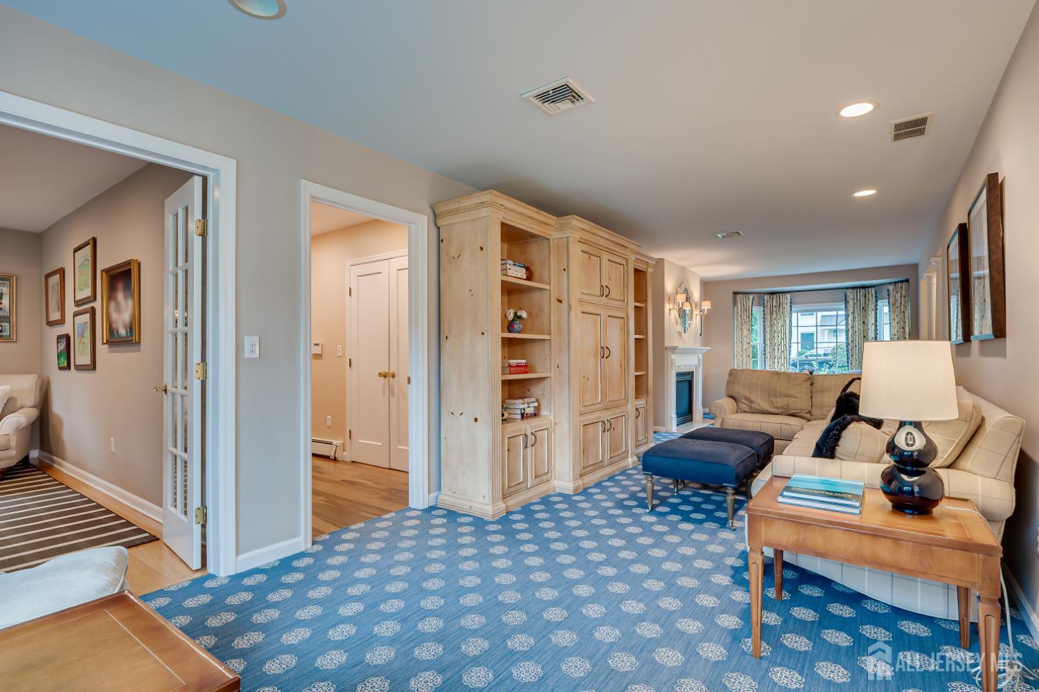 11 Cape Court Metuchen NJ 08840