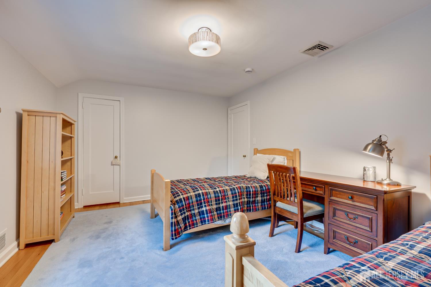 11 Cape Court Metuchen NJ 08840