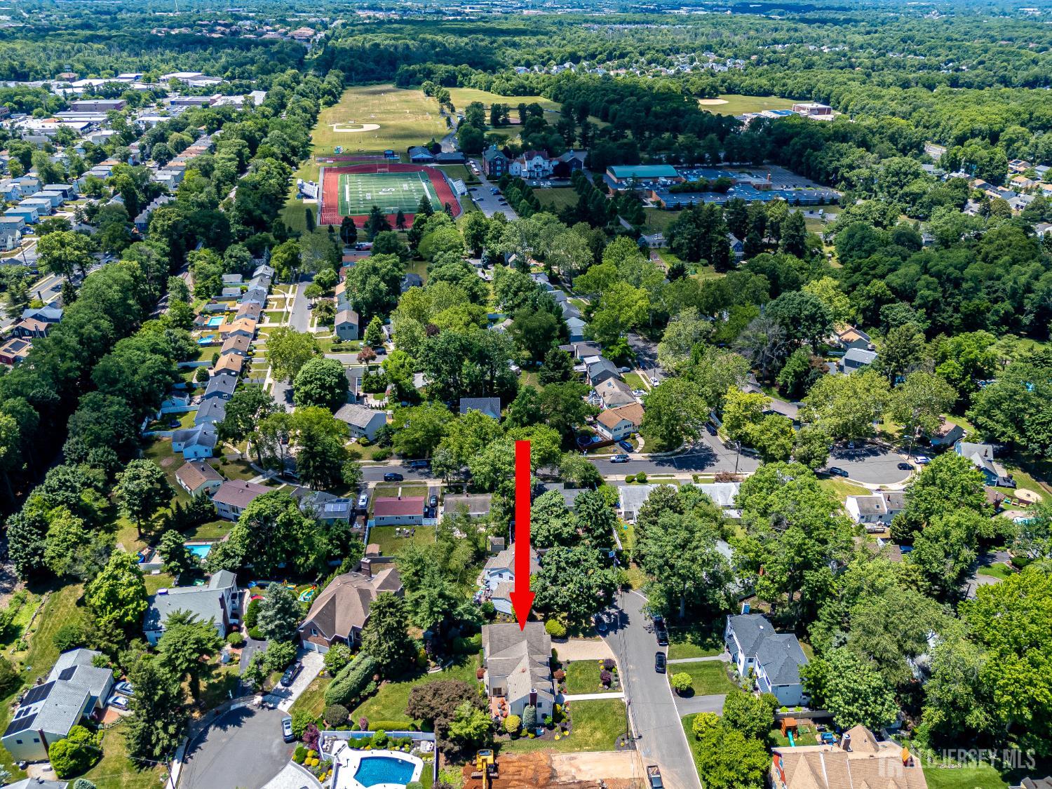 11 Cape Court Metuchen NJ 08840