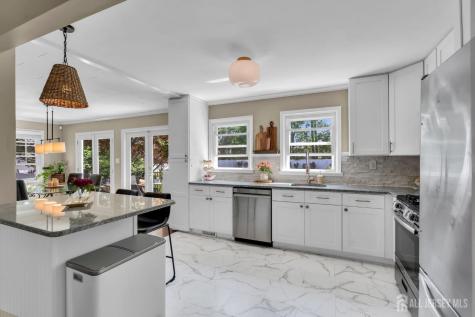 52 Thomas Avenue Shrewsbury Boro NJ 07702