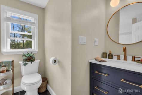 52 Thomas Avenue Shrewsbury Boro NJ 07702