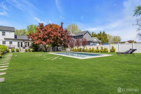 52 Thomas Avenue Shrewsbury Boro NJ 07702