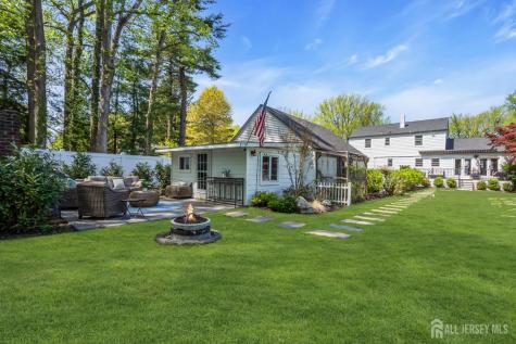 52 Thomas Avenue Shrewsbury Boro NJ 07702